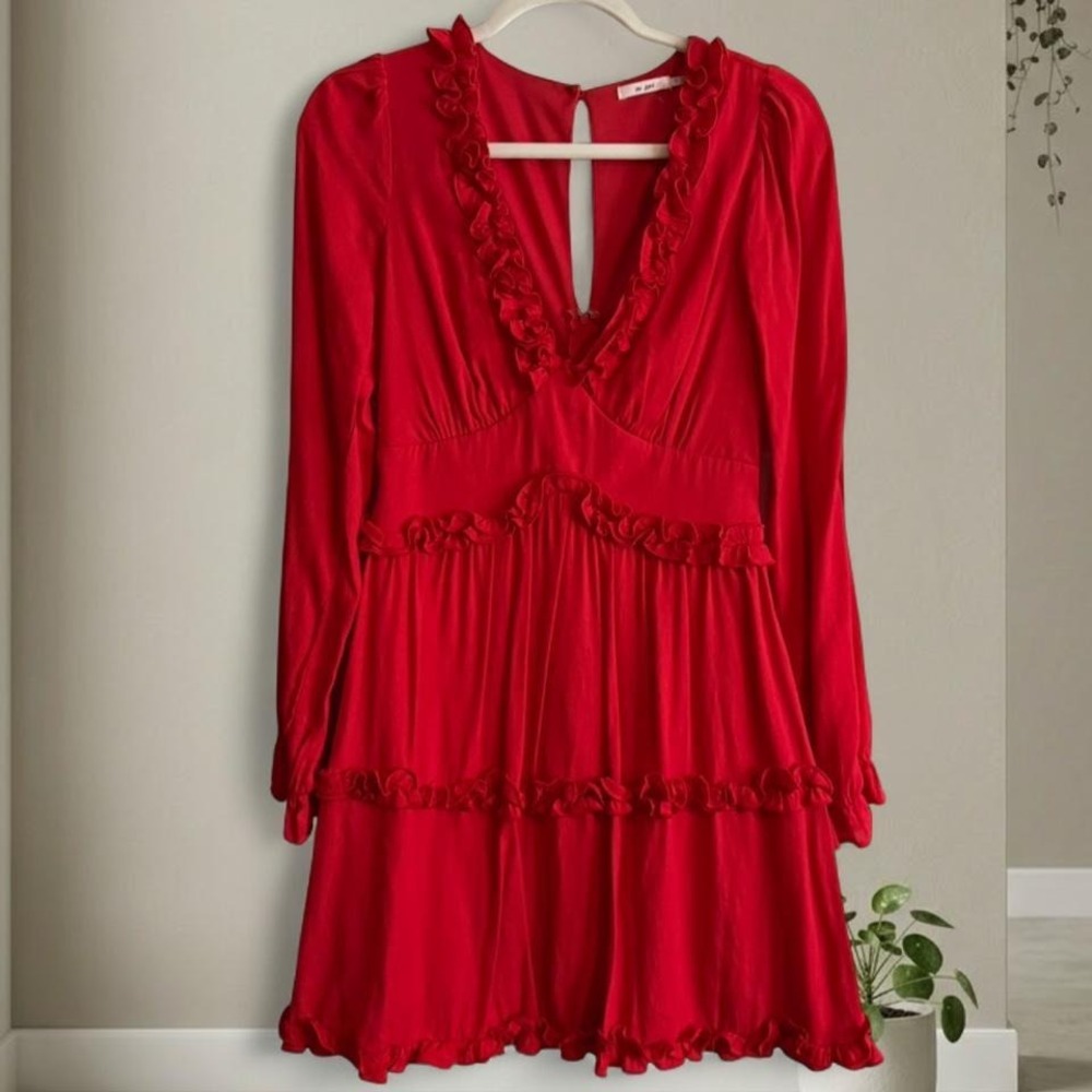 Mi Ami boutique Red mini dress with ruffles and long sleeves #party #feminine